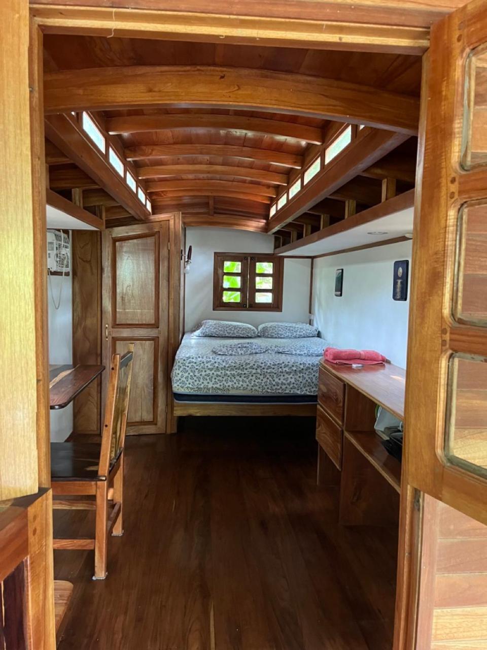 فندق Gypsy Wagons بافونيس المظهر الخارجي الصورة